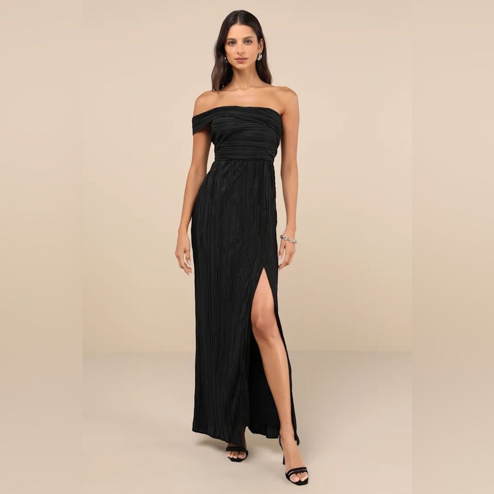 Lulus Poised Performance Black Plisse One-Shoulder Maxi Dress
